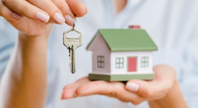 Financial Crossroads: Assessing the Upsides and Downsides of In-House Financing for Consumers