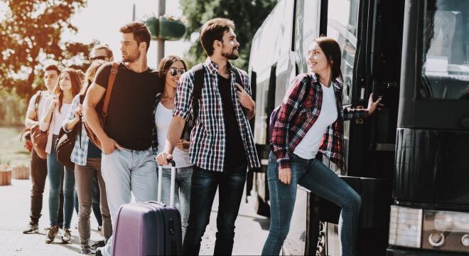 The Benefits of Group Travel and How to Plan It With Ease